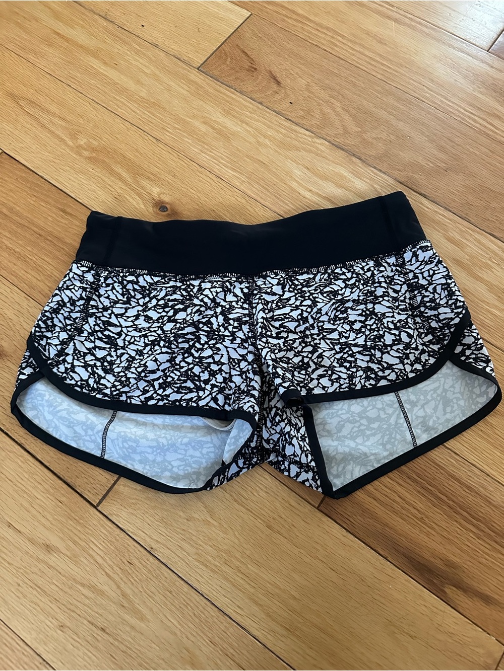 Women’s Black & White Printed Active Shorts